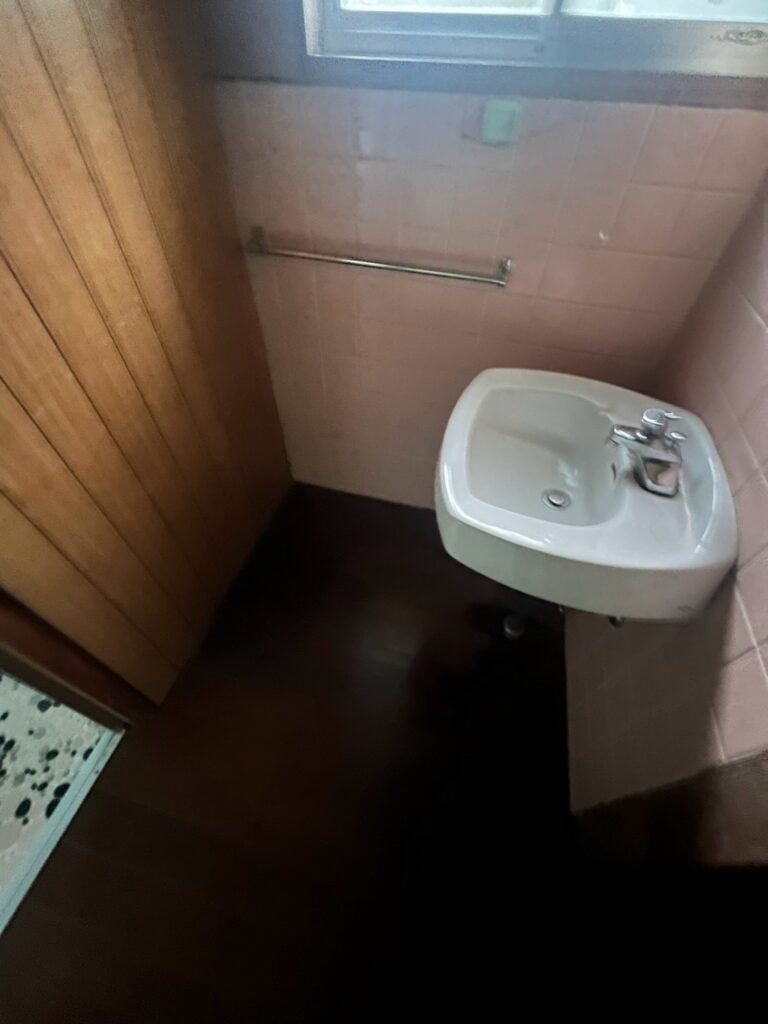 香川県東かがわ市水主の室内写真 1枚目